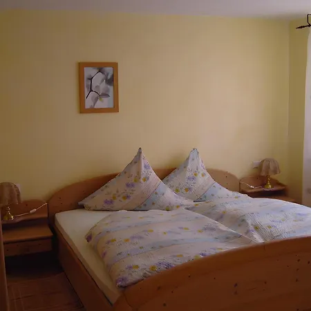 Roller Apartmán Simmersfeld